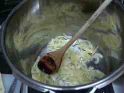 Fried onions in the pressure cooker. Fried onions in the pressure cooker.