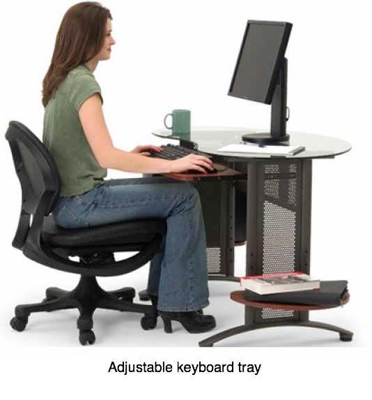 Good computer desk. Good computer desk.
